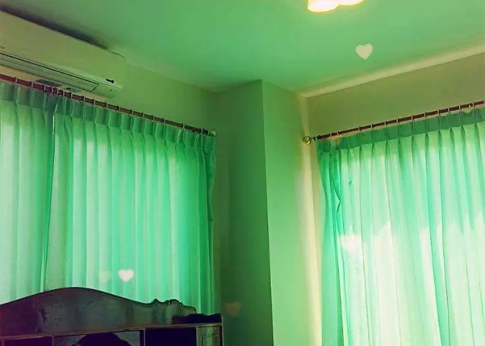 Pailin Hill At Casa Watcharapol * Bangkok