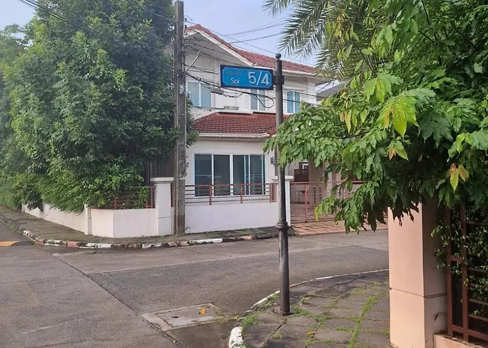 Pailin Hill At Casa Watcharapol Holiday home Bangkok